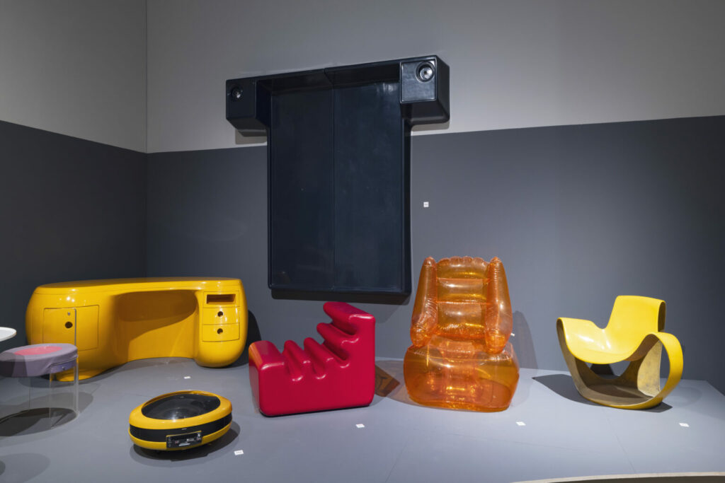 https://designmuseum.brussels/news/the-plastic-design-collection-au-design-museum-den-bosch/